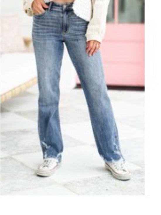 Judy Blue Denim - Classic Straight-Leg Women's Jeans in Medium Blue